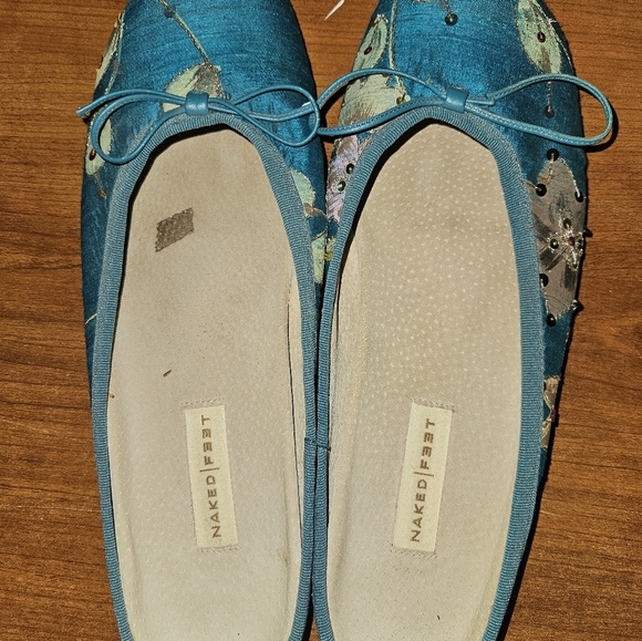 Naked Feet Womans Turquoise Flats Size 11 - Picture 2 of 10